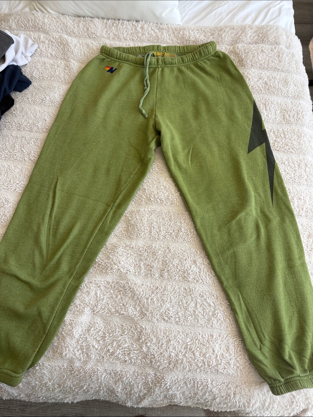 Aviator nation sweats size large bolt olive green